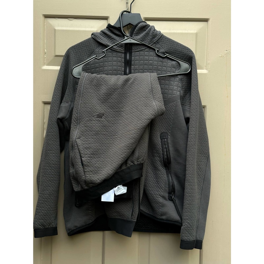 Nike Tech 30% off
